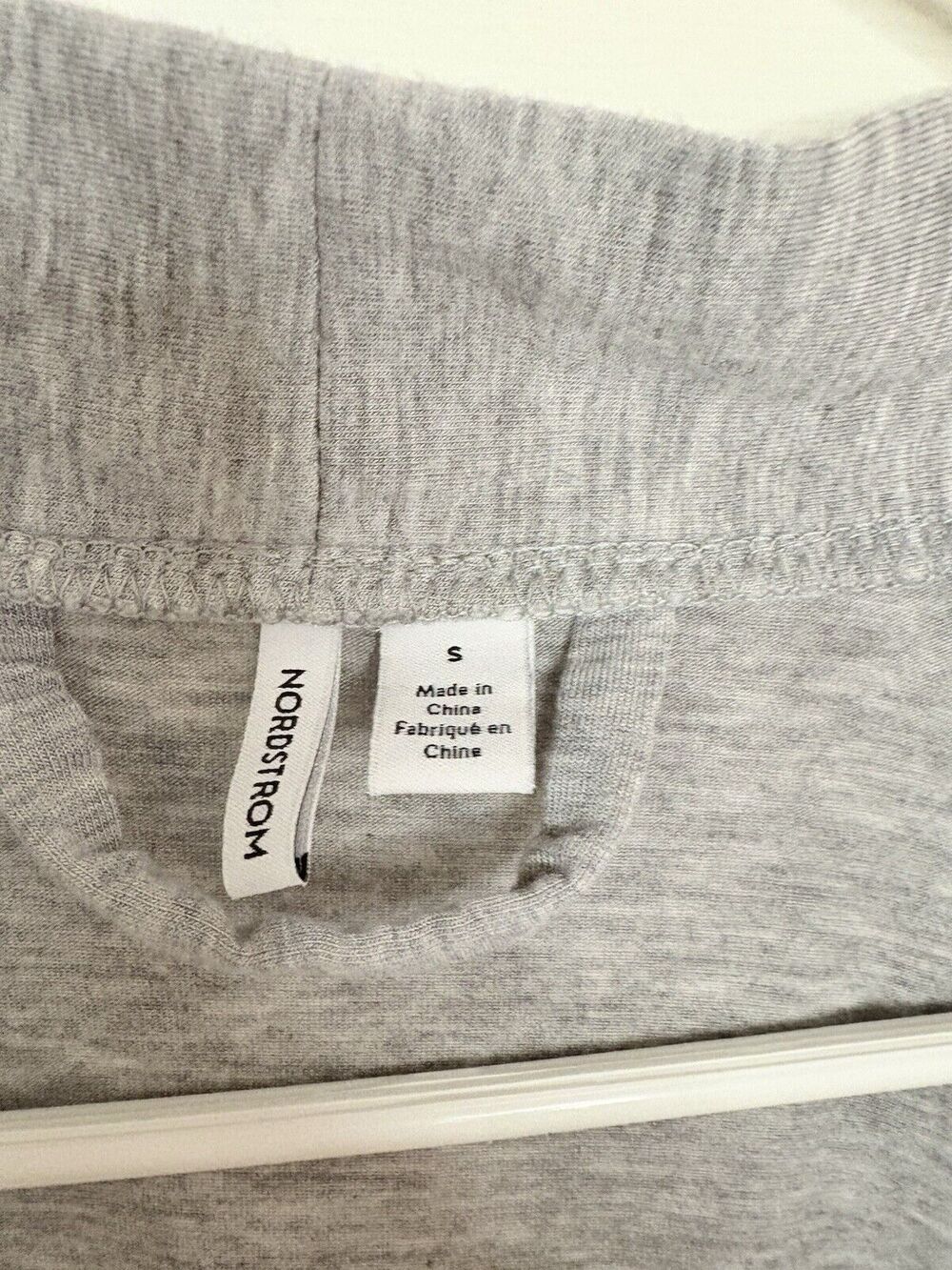 Nordstrom Lingerie Mid Length Small Grey White Trim Robe Missing Tie Belt - Picture 4 of 7